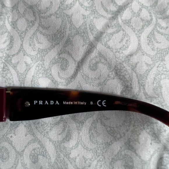 Prada Sunglasses, OPR 21XS NWT - Picture 6 of 10